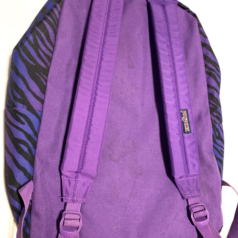 Backpack - Picture 3 of 4